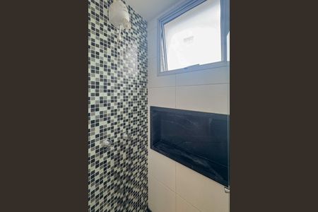 Banheiro de apartamento à venda com 2 quartos, 65m² em União, Belo Horizonte
