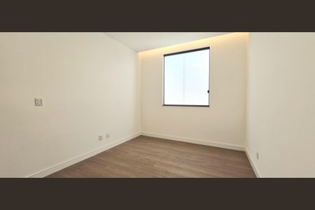 Casa à venda com 3 quartos, 510m² em Várzea, Lagoa Santa