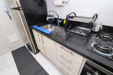 Apartamento à venda com 47m², 2 quartos e 1 vagaCozinha e Área de Serviço