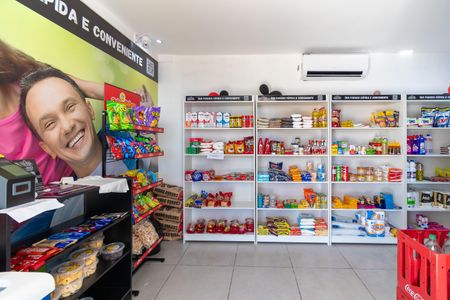 Apartamento à venda com 47m², 2 quartos e 1 vagaMercadinho 24h