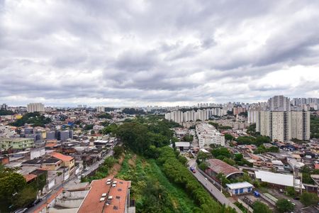 Vista de apartamento para alugar com 2 quartos, 43m² em Jardim Tres Irmaos, Taboão da Serra