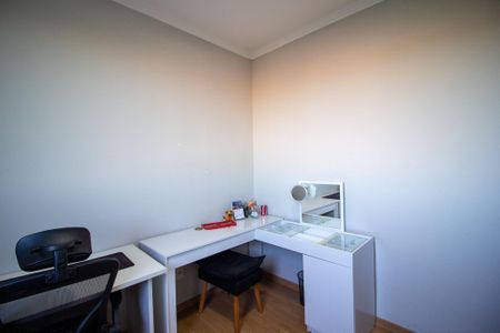 Quarto 2 de apartamento para alugar com 2 quartos, 40m² em Recreio dos Sorocabanos, Sorocaba