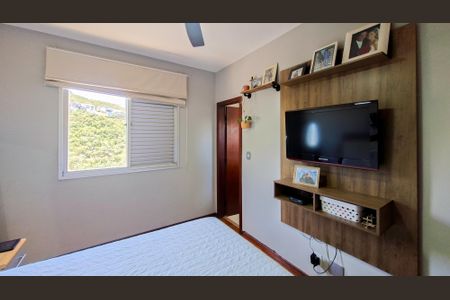 Quarto de apartamento à venda com 4 quartos, 194m² em Buritis, Belo Horizonte