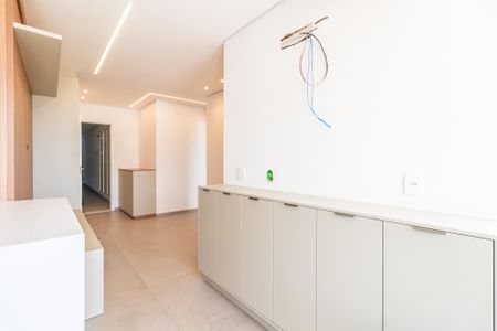 Sala de apartamento à venda com 2 quartos, 59m² em Alphaville Empresarial, Barueri