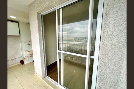 Varanda da Sala de apartamento para alugar com 2 quartos, 55m² em Vila das Bandeiras, Guarulhos