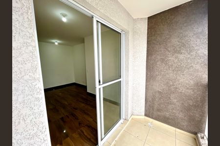 Varanda da Sala de apartamento para alugar com 2 quartos, 55m² em Vila das Bandeiras, Guarulhos