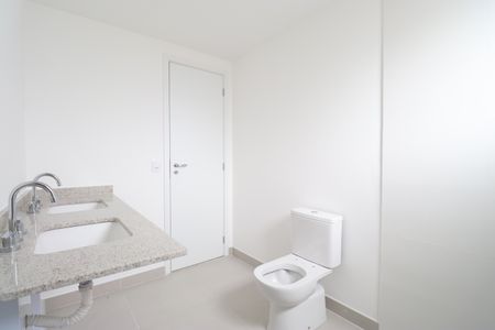 Apartamento para alugar com 136m², 3 quartos e 2 vagasBanheiro da Suíte 3