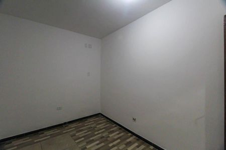 Casa para alugar com 2 quartos, 100m² em Vila Industrial, São Paulo
