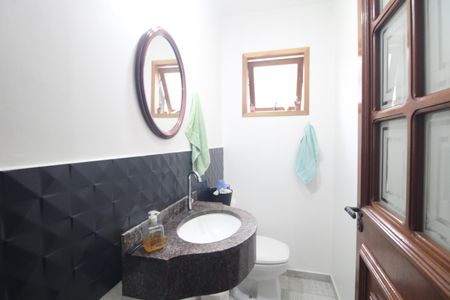 Casa à venda com 3 quartos, 141m² em Campo Grande, São Paulo