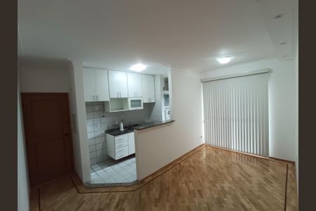 Sala de apartamento para alugar com 1 quarto, 42m² em Vila Guarani (zona Sul), São Paulo