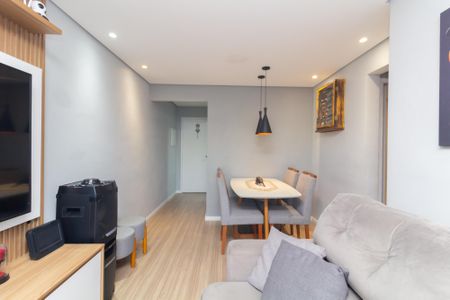 Sala de apartamento à venda com 2 quartos, 58m² em Vila Taquari, São Paulo