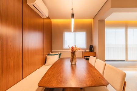 Sala de apartamento à venda com 2 quartos, 70m² em Alphaville, Barueri