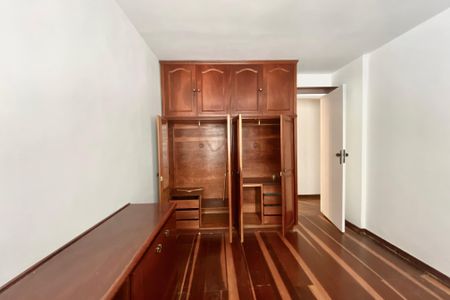QUARTO 1 de apartamento para alugar com 2 quartos, 110m² em Leblon, Rio de Janeiro