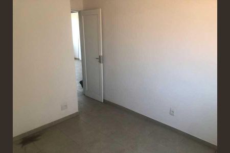 Apartamento à venda com 2 quartos, 60m² em Benfica, Rio de Janeiro