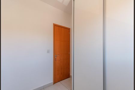 Quarto 1 de apartamento para alugar com 2 quartos, 62m² em Jardim Leblon, Belo Horizonte