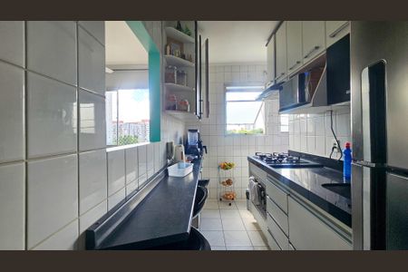 Cozinha  de apartamento à venda com 2 quartos, 43m² em Vila Arriete, São Paulo