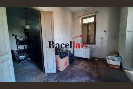 Casa à venda com 2 quartos, 226m² em Riachuelo, Rio de Janeiro