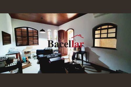 Casa à venda com 4 quartos, 310m² em Sampaio, Rio de Janeiro