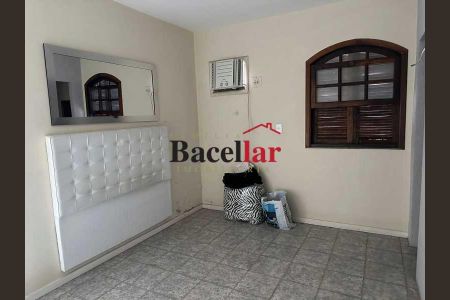 Casa à venda com 4 quartos, 310m² em Sampaio, Rio de Janeiro