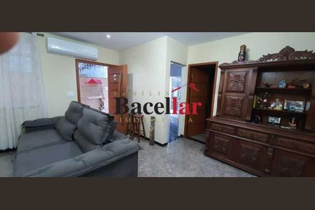 Casa à venda com 2 quartos, 175m² em Riachuelo, Rio de Janeiro