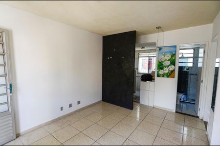 Sala de apartamento para alugar com 2 quartos, 44m² em Mangueira, Rio de Janeiro
