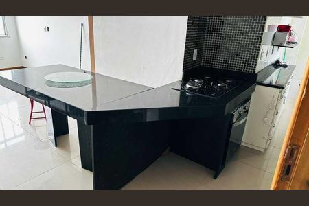 Apartamento à venda com 2 quartos, 48m² em Olaria, Rio de Janeiro