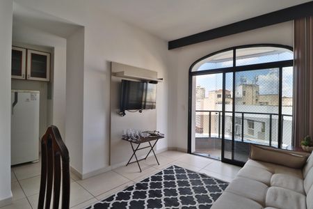 Sala de apartamento para alugar com 1 quarto, 63m² em Centro, Uberlândia