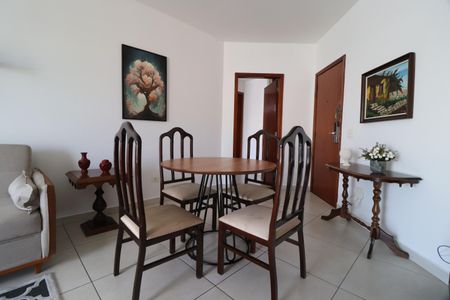 Sala de apartamento para alugar com 1 quarto, 63m² em Centro, Uberlândia