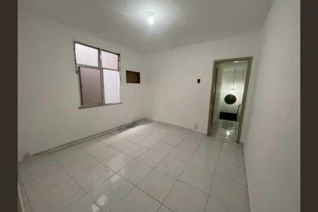 Casa à venda com 2 quartos, 150m² em Bonsucesso, Rio de Janeiro