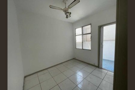 Casa à venda com 2 quartos, 150m² em Bonsucesso, Rio de Janeiro