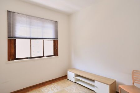 Quarto 1 de apartamento para alugar com 2 quartos, 87m² em Funcionários, Belo Horizonte