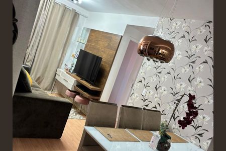 Apartamento à venda com 2 quartos, 47m² em Vila Carmosina, São Paulo