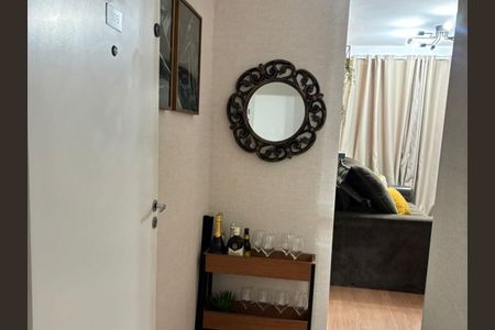 Apartamento à venda com 2 quartos, 47m² em Vila Carmosina, São Paulo