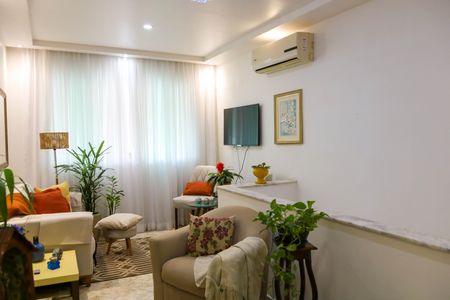 Sala de casa de condomínio para alugar com 2 quartos, 160m² em Méier, Rio de Janeiro