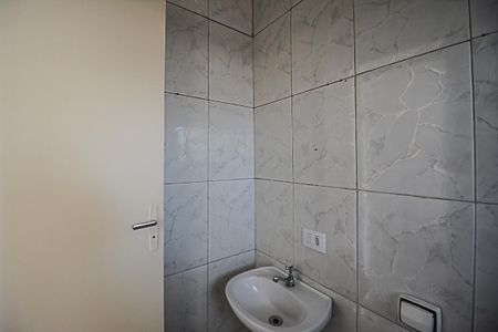 Banheiro de apartamento para alugar com 1 quarto, 28m² em Centro, São Bernardo do Campo