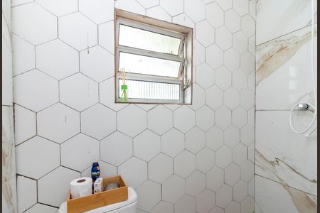 Banheiro de casa para alugar com 1 quarto, 8m² em Jardim São Paulo, São Paulo