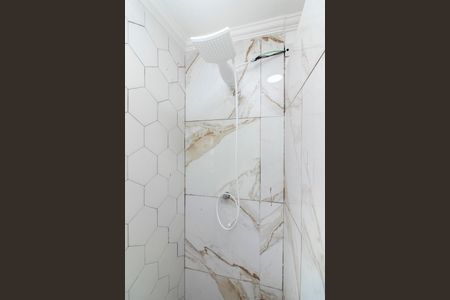 Banheiro de casa para alugar com 1 quarto, 8m² em Jardim São Paulo, São Paulo