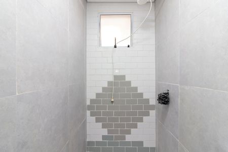 Banheiro de casa para alugar com 1 quarto, 38m² em Jardim São Paulo, São Paulo