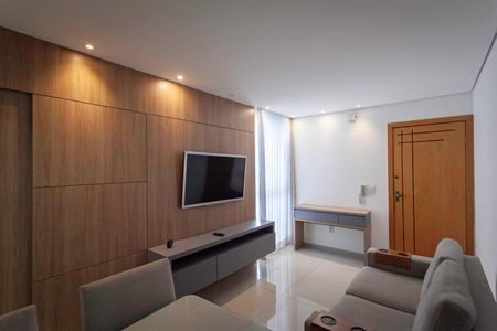 Sala  de apartamento para alugar com 2 quartos, 55m² em Castelo, Belo Horizonte