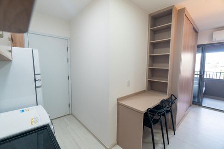Cozinha de kitnet/studio à venda com 1 quarto, 24m² em Vila da Saúde, São Paulo