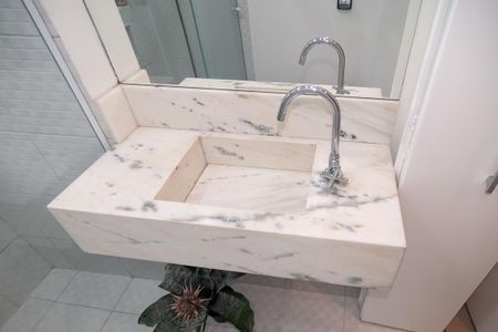 Banheiro de apartamento para alugar com 1 quarto, 47m² em Bela Vista, São Paulo