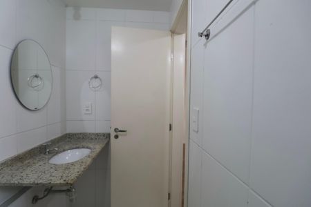 Apartamento para alugar com 70m², 2 quartos e 2 vagasBanheiro Social