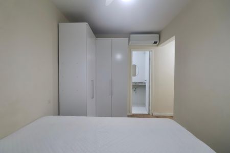Apartamento para alugar com 70m², 2 quartos e 2 vagasQuarto Suíte 