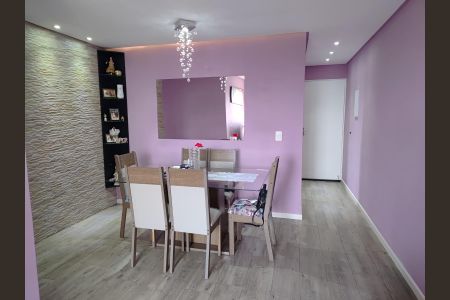 Sala de apartamento à venda com 2 quartos, 55m² em Jardim do Estádio, Santo André