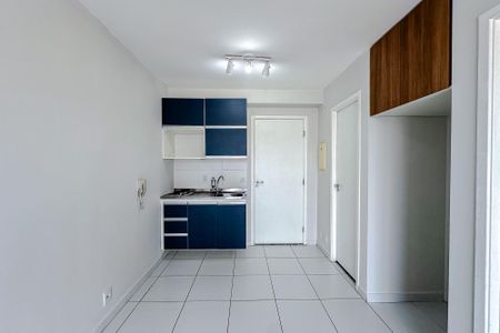 Apartamento para alugar com 32m², 1 quarto e sem vaga Apartamento para alugar com 32m², 1 quarto e sem vagaSala/Cozinha