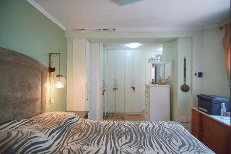 Suíte de apartamento à venda com 2 quartos, 90m² em São João, Porto Alegre