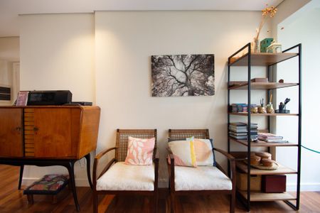 Sala de apartamento à venda com 2 quartos, 69m² em Paraíso, São Paulo