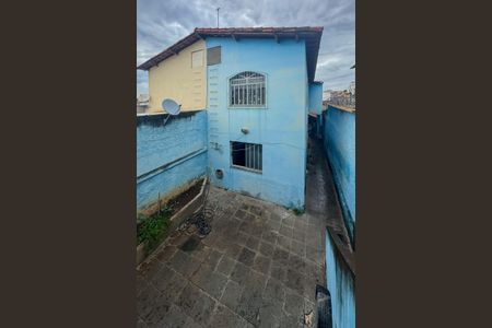 Casa à venda com 3 quartos, 240m² em Pindorama, Belo Horizonte