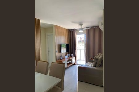 Sala de apartamento para alugar com 2 quartos, 48m² em Del Castilho, Rio de Janeiro