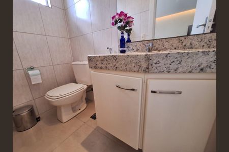 Apartamento à venda com 4 quartos, 200m² em Castelo, Belo Horizonte